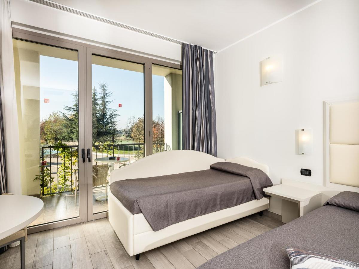 Parc Hotel Peschiera del Garda Exterior photo